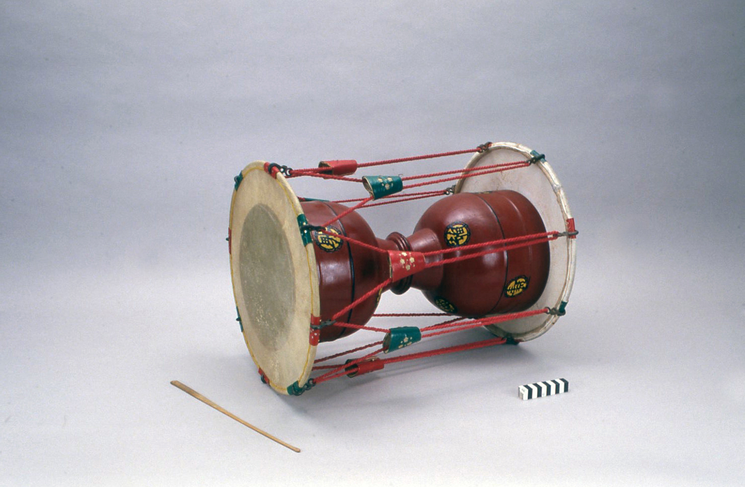 韓国民族楽器チャンゴ陶器製太鼓 3049-1-1-1.jpg